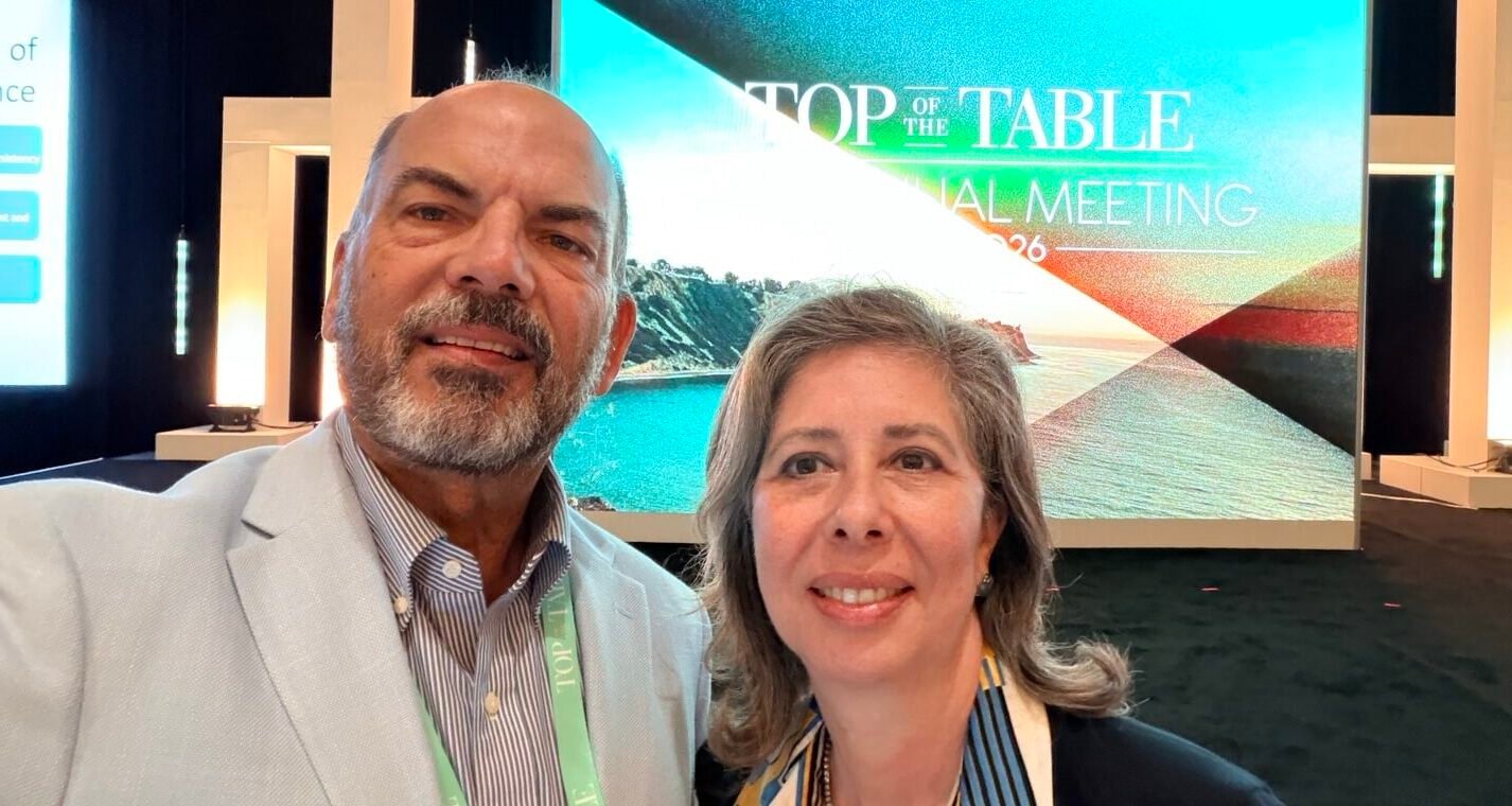 Monica Franchi Souza e Paulo De Souza no encontro Top of the Table do MDRT 2026, em Palos Verdes.